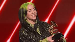 The pepsi halftime performer has been experimenting with surprising makeup over the past year. Why The Weeknd Fans Think He S Dissing The Grammys In New Save Your Tears Video Entertainment Tonight