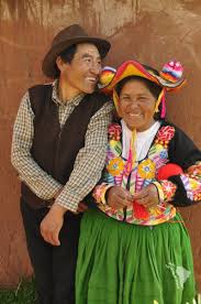 Les Chapeaux Traditionnels Du Perou Un Marqueur De La Culture Andine Perou Lac Titicaca Perou Voyage