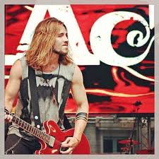 His debut solo studio album, titled here i am (may 1998), had then given him international recognition. 8 Gil Ofarim Ideas Young Actors Long Hair Styles Men Everlasting Love