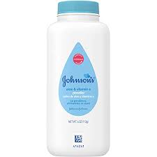 Amazon Com Johnson S Baby Naturally Derived Cornstarch Baby Powder With Aloe And Vitamin E For Delicate Skin Hypoallergenic And Free Of Parabens Phthalates And Dyes For Gentle Baby Skin Care 4 Oz
