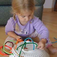 Diasaskan pada tahun 2010 dan mempunyai 8 cawangan di sekitar lembah klang, program ini amat. 16 Mainan Kanak Kanak Diy Yang Buat Anak Anda Terleka