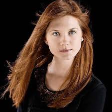 Ginny Weasley our QUEEN 👑✨ THERE ARE MANY POWERFUL AND BEAUTIFUL  PRINCESSES BUT NONE LIKE THIS Ρωε