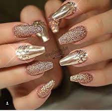 Pin By Lari On Nails Nye Nails Golden Nails Gold Nails