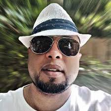 Aron Araya's Instagram, Twitter & Facebook