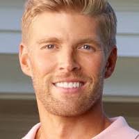 Kyle Cooke's Instagram, Twitter & Facebook