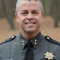 Sheriff Mike Lewis: Constitutional. Uncanceled.: Simmons, Haven:  9781955937467: Amazon.com: Books