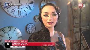 Download mp3 lagu zaskia gotik gratis, ada 20 daftar lagu lagu zaskia gotik yang bisa anda download. Zaskia Behind The Scenes Video Klip Tarik Selimut Nstv Youtube