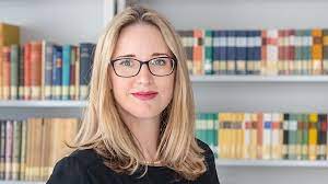 Wikipedia reveals that alena buyx is 43 years of age as of march 2021. Interview Mit Frau Prof Dr Med Alena Buyx Geistes Sozialwissenschaften