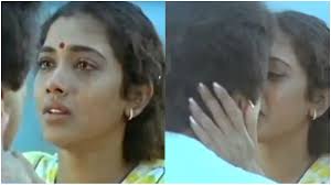 The kiss is a 1988 supernatural horror film directed by pen densham and starring joanna pacula and meredith salenger. Kiss With Kamal Haasan In Balachander S Punnagai Mannan Was Without My Consent Tamil Actress Rekha Regional Cinema News India Tv
