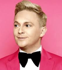 It might just be me but I can totally see Stephen Bailey being a young  Aziraphale : r/goodomens