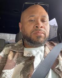 Desmond L Dailey (@desmonddailey) • Instagram photos and videos