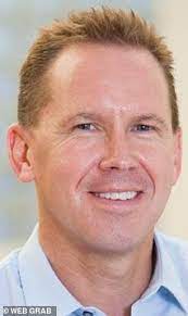 Macmillan said that, in that period, thomas received the standard 2.5 per cent salary increase that all. Five Figure Rise For Charity Bosses On Vast Wages As Executive Paid 300 000 Receives 134 000 Boost Daily Mail Online