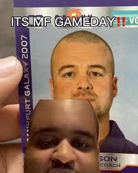 Catch us at the Benz. Jamie abrams is a hoe. hornetsK🚬🚬