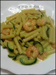 Pasta meditteranea di papà gabriele: Pasta Con Code Di Gamberi E Zucchine In Cucina Da Licia