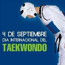 El gran maestro kang shin chul es uno de los mayores expertos en taekwondo del mundo, reconocido por sus increíbles patadas y gran flexibilidad que no se ha deteriorado con los años. The First Master Javier Benites Trujillo 2021