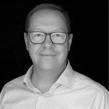 Na jaren missionariswerk te hebben verricht als basketball-ambassadeur, is  het enorm verfrissend nu datzelfde te mogen doen met de wind vol in de rug!  ;) Basketball is hot, groeit, zit in de