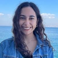 Nadine Bisson's Instagram, Twitter & Facebook