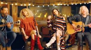 She has been married to stephen schlapman since november 28, 2006. Only 3 Members Of Little Big Town Will Perform At Acm Awards Country Music Nation