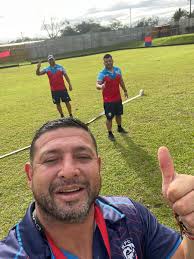 Robert Arias (@arias0328)