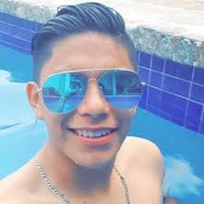 Xavier Rojas (@xavier.rojas791)