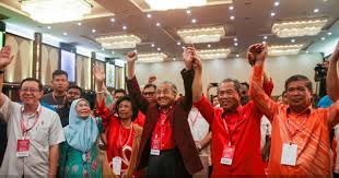 Android application keputusan pru14 developed by joedevapp is listed under category books & reference. Kemenangan Bersejarah Keputusan Penuh 222 Kerusi Parlimen Pru14 Di Seluruh Malaysia