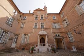 Hotel D Ulmo 15 Rue Ninau Toulouse France C Ville De Toulouse P Nin Visiteztoulouse Toulouse Tourisme Tourisme Toulouse