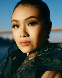 Yeee I made the inside cover?! I can't say my 2021 started out too bad  😏Thank you @luxuryrosephotography and @edith_magazine @edith_glamour for  making this possible! Next step: front cover Also can I