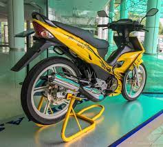 King untuk 2 stroke, queen untuk 4 stroke. Suku Pertama 2018 Tarikh Akhir Untuk Jualan Motosikal 2 Lejang Careta