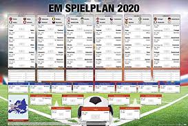 50 spiele stehen bis zum finale am 11. Amazon De Close Up Fussball Em Spielplan 2020 Mit Allen Gruppen Und Spielen Xl Poster 101 5 X 68 5 Cm Die Europameisterschaft Im Uberblick