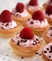 Mini Tartelettes Mascarpone Framboises Recettes By Hanane Mini Tarte Mascarpone Framboise Buffet Sucre