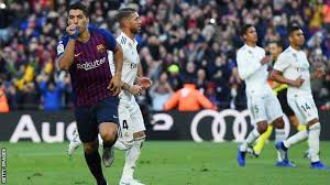 With a full midweek programme of midweek action, barcelona get first chance to stake their claim on the la liga title, knowing that a win at levante will put them top of the table and put pressure on atletico madrid, who face a tricky game against real. Barcelona 5 1 Real Madrid Luis Suarez Scores A Hat Trick In Nou Camp Thrashing Bbc Sport