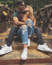 Actriz y conductora puertorriqueña instagram: Me Critican Por Tener Novio Joven Laura Carmine