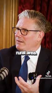 Maybe he does understand 🙈🙈🙈