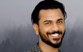 Rayan Khan's Instagram, Twitter & Facebook