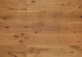 Die natürliche eiche hat eine sehr schöne struktur, es ist kein zufall, dass eichenparkett früher in den hallen von palästen und parkett aus der natürlichen eiche verliert im laufe der zeit seine einzigartigen eigenschaften nicht, im gegenteil, es bekommt einen dunkleren. Xl Breitdiele Eiche London Geburstet Geolt