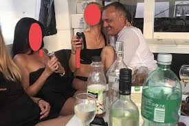 Vor 1 tag · az ördög ügyvédje kijelölte a következő célpontját is varga judit igazságügyi miniszter személyében, akiről elöljáróban azt írja: Vadat Emeltek Az Ordog Ugyvedje Ellen Bahir