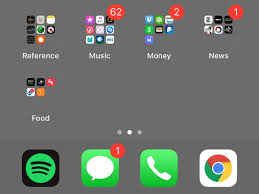 these iphone wallpapers willmake your folders transparent business insider these iphone wallpapers willmake your