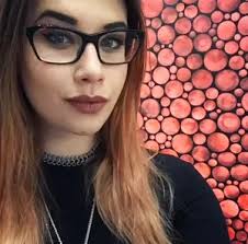 Discover Mind-Blowing Glass Art Through Selfies and Pics at the Renwick  Gallery