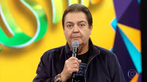 Domingão do faustão (literally big fausto's big sunday) is a brazilian tv show aired every sunday since 1989. Faustao Fecha Com A Band E Deve Assinar Contrato Na Proxima Semana Diz Colunista Zoeira Diario Do Nordeste