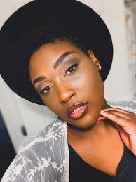 Mastering natural makeup for everyday beauty enhancement