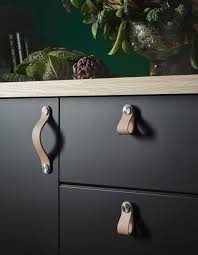 Nouveau Catalogue Ikea Voici Nos 45 Coups De Cœur A Shopper Elle Decoration Poignee Meuble Cuisine Meubles En Cuir Ikea