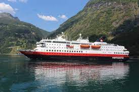 Neil paredes | los angeles, california, united states | legal intern at los angeles superior court | 375 connections | view neil's homepage, profile, activity, articles Hurtigruten Review A Breathtaking Norway Coastal Cruise Rachel S Ruminations
