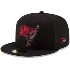 The tampa bay buccaneers stand out! Cappelli E Berretti New Era Nfl On Field Tampa Bay Buccaneers Cap 5950 Basic Fitted Team Basecap Cap Sport E Tempo Libero Visonic In