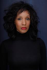 Ebony Perry's Instagram, Twitter & Facebook