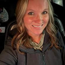 Who can recommend a DJ and photographer for a wedding in Vermont?