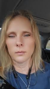 Shannon Lockard's Instagram, Twitter & Facebook