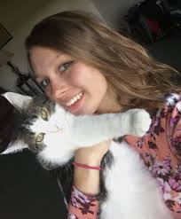 Dominique Larson's Instagram, Twitter & Facebook