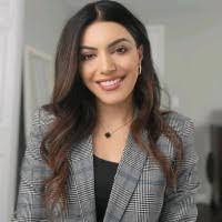 Sarah Jaafar's Instagram, Twitter & Facebook