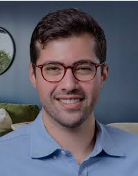 Michael Olan's Instagram, Twitter & Facebook