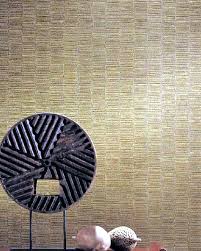 One of maya romanoff's first and most beloved designs, weathered walls hand‑painted paper uses rich dyes to create deep striations of color, resembling fine lacquered leather. Design Wall With Wallpaper Luxury Hand Maya Romanoff Interior Design Ideas Ofdesign